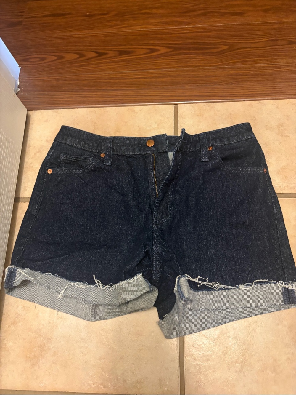 Universal thread Dark Indigo Denim Roll-Cuff Women's Shorts
